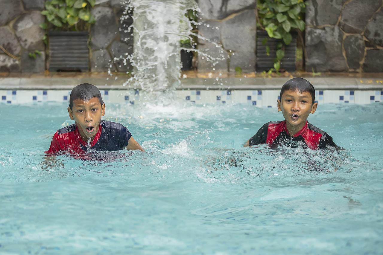 Khas Semarang Hotel Экстерьер фото